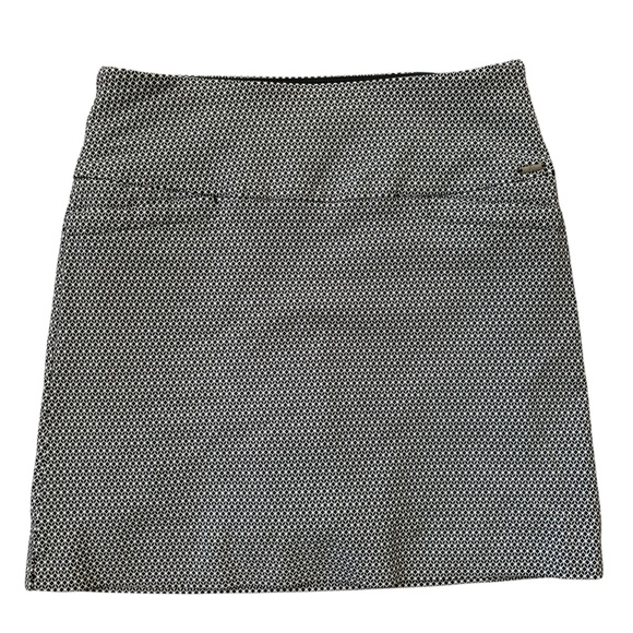 S.C. & CO. Black and White Skort Medium - Picture 1 of 9
